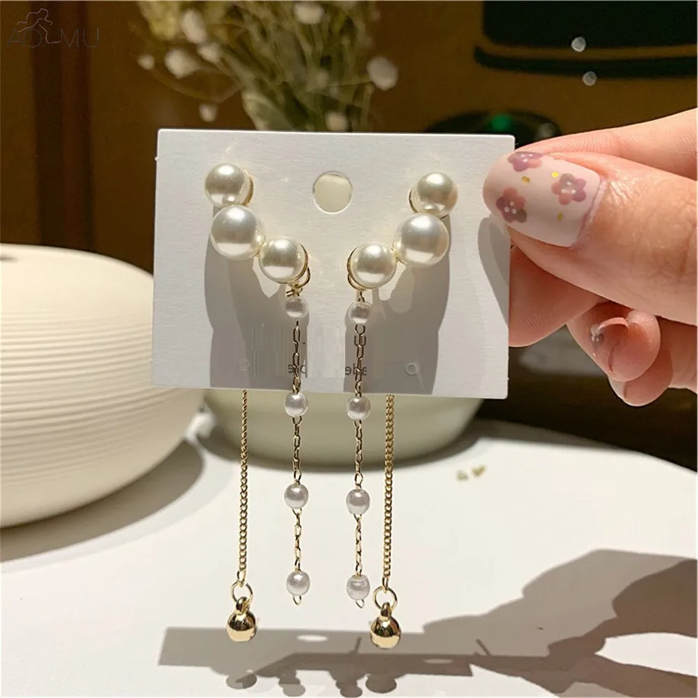 

AOMU Sweet Multi-layer Multi-size Pearl Irregular Metal Gold Ball Chain Fringe Drop Earrings for Women Gift Party Jewelry