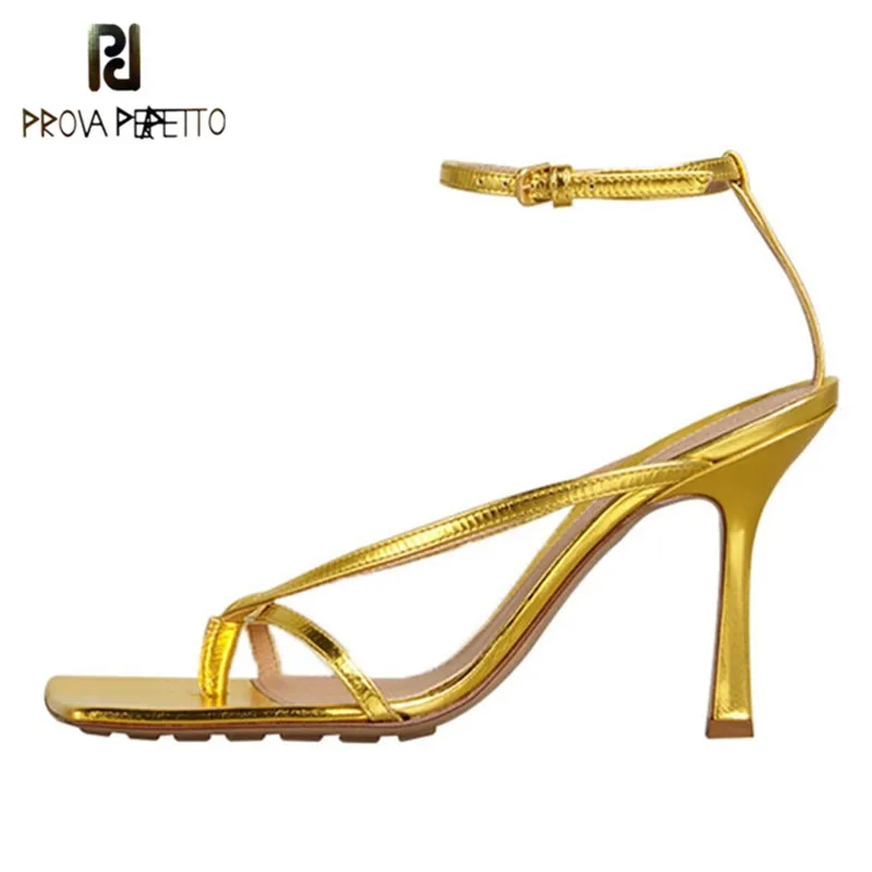 

Prova Perfetto 2020 Stylish Flip Flop Summmer Sandals Gladiator Shoes Woman Sexy Strappy Sandals Ankle Strap High Heels Shoes