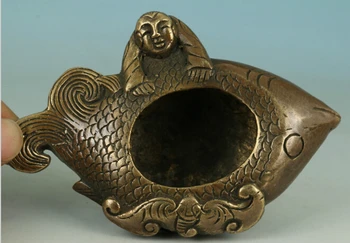 

921+++Asian Chinese Old Bronze Hand Carved Baby Fish Statue Ashtray Ornament Statue