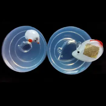

Handmade 2020 New Year Mascot Mouse Pendant Mold Mini Rat Studs Charm UV Epoxy Resin Mold Art Craft Jewelry Making Tools