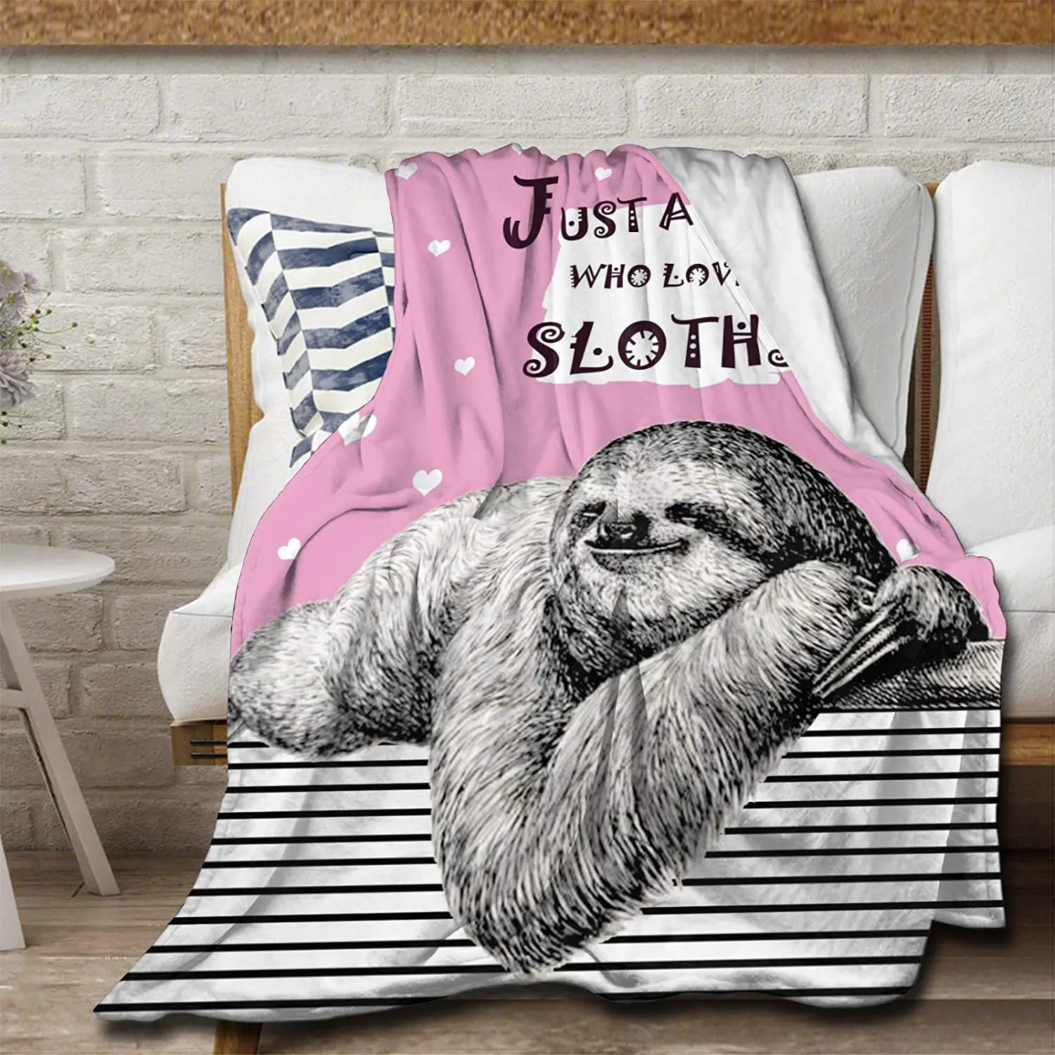 Ho Me Lili ���� �Žǿ� �ε巴�� �����ϰ� ������ ����ũ�� ȭ�̹�, ���� �ú� �ö��� ��並 ����ϴ� �ҳุ