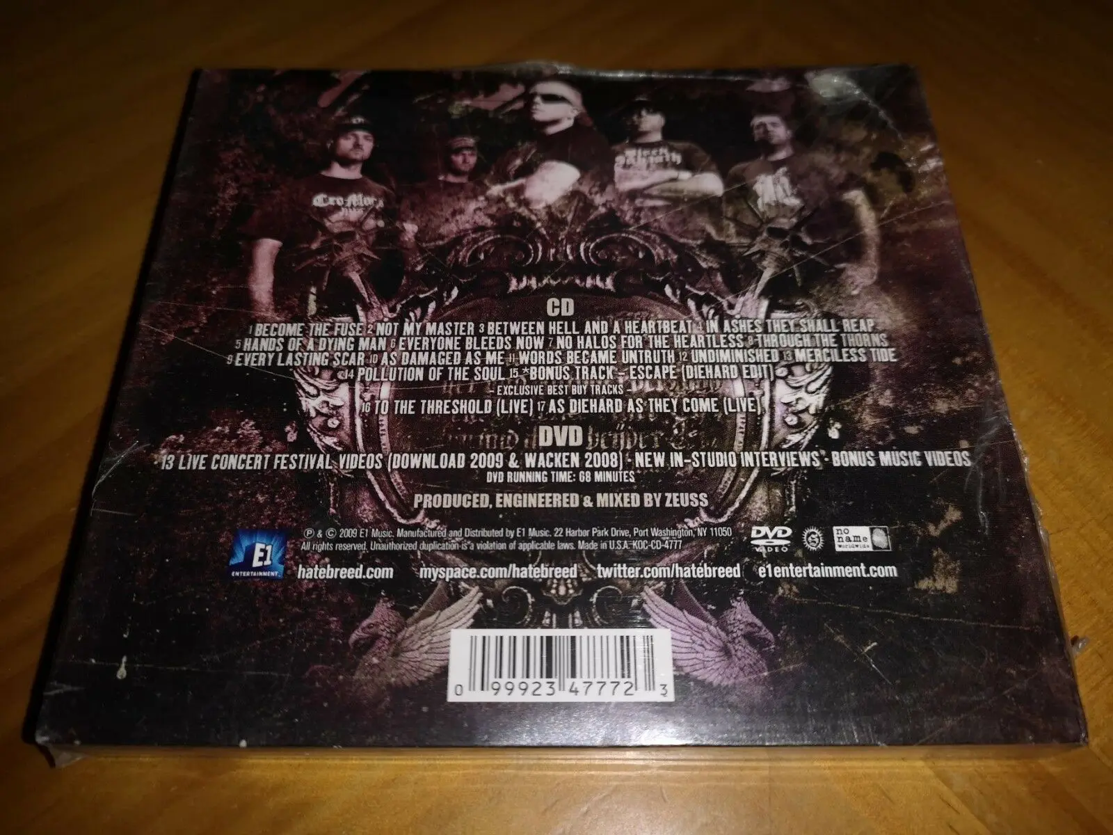 Подлинный [Специальное ограниченное издание](CD и DVD) явный Металл и запечатанный