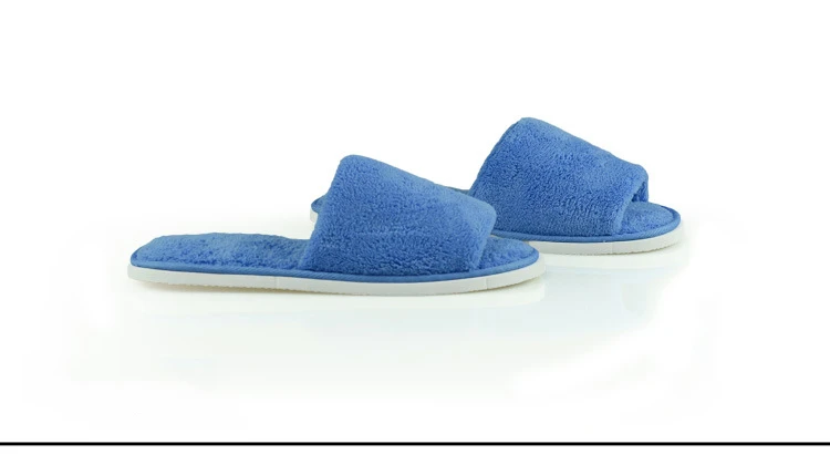 2303502328_1794897694