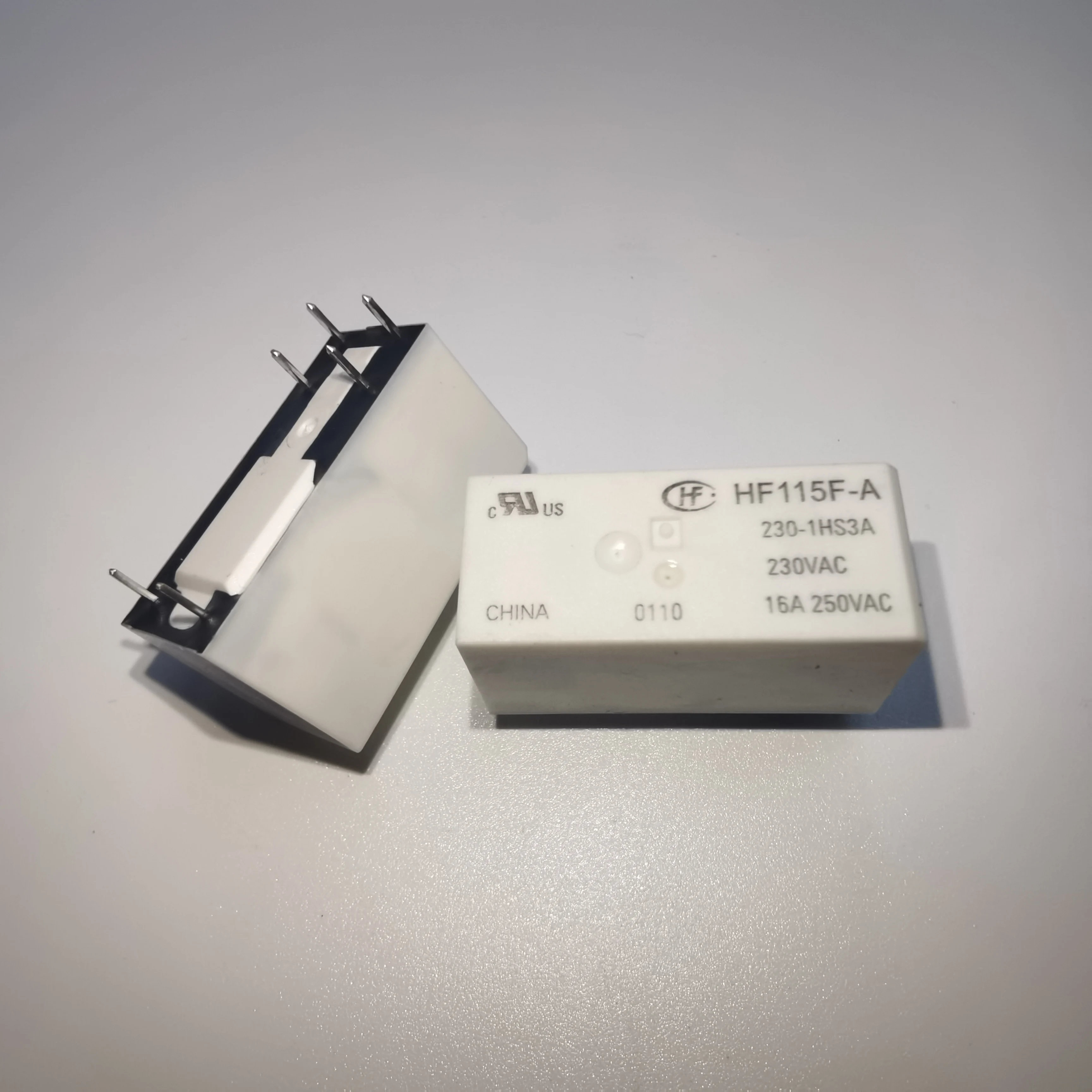 HF115F A 230 1HS3A Batch nuovo relè originale un set di trasformazione ...