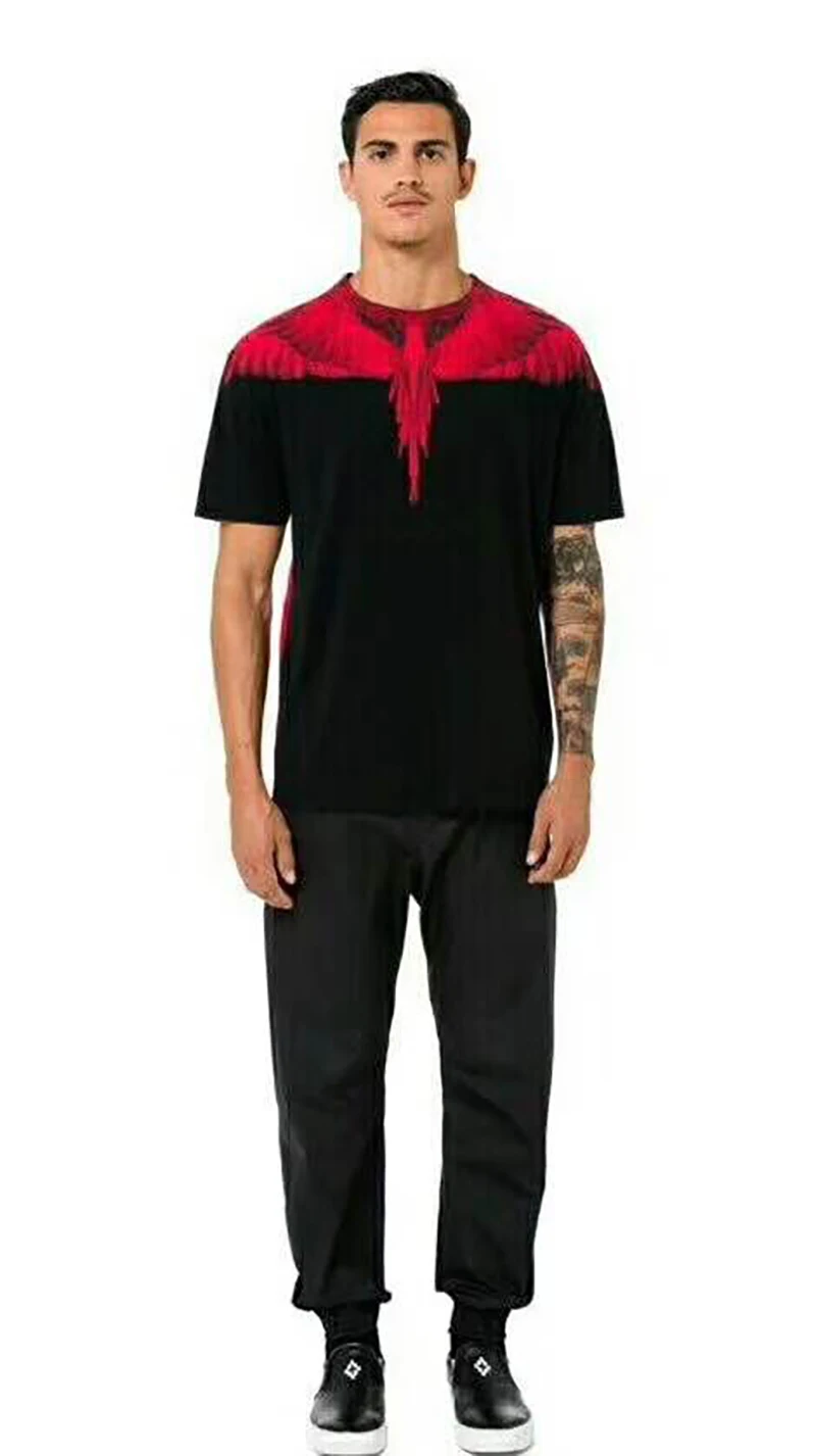 

Marcelo Burlon Feather Wings Black and White T-Shirt Best Version MB Marcelo Burlon T-shirts Men Women Fashion MB Cotton T-Shirt