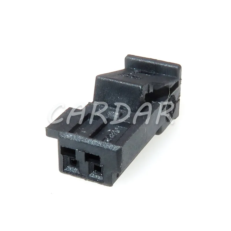 1-Set-2-Pin-1-968699-1-1- 