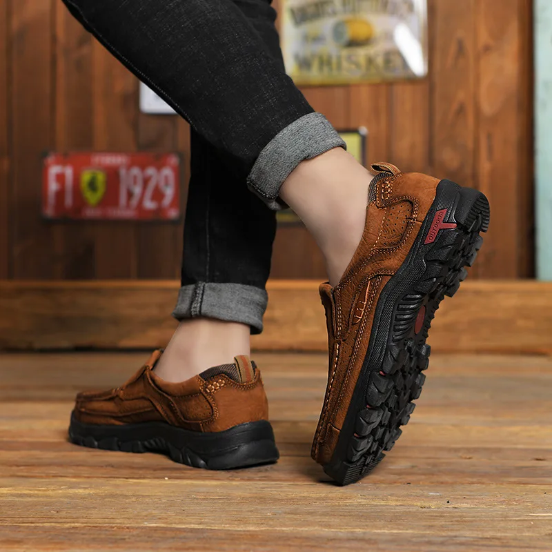 New Style Men Outdoor Large Size Dull Polish Cowhide Hiking Shoes Men Anti-slip Damping Wearable Low Top Hiking Shoes