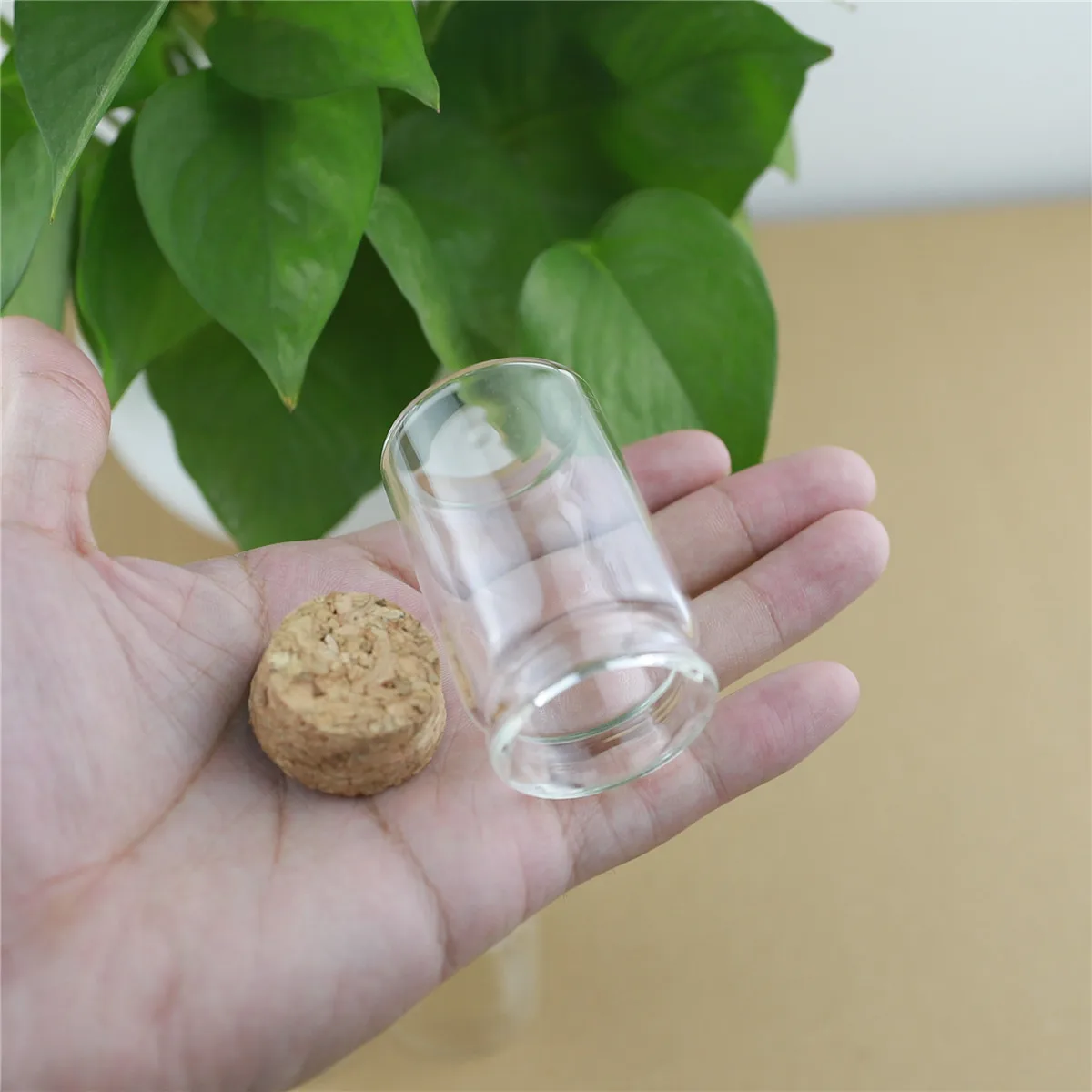 12 pcs/lot 25*37*60mm 40ml Small Glass Bottle Stopper Storage Jar Spice Bottle Containers tiny jars Vials Cork Bottle 3