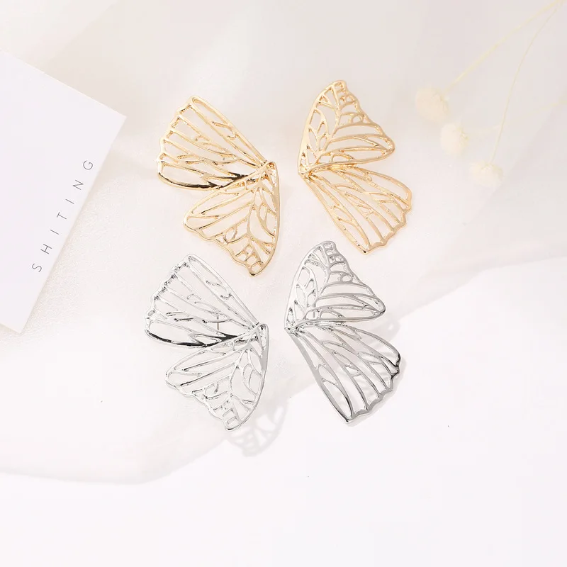

Middle East Trend Fan-shaped Creative Earrings AliExpress Explosions Exaggerated Hollow Butterfly Wings Earrings Stud Earrings