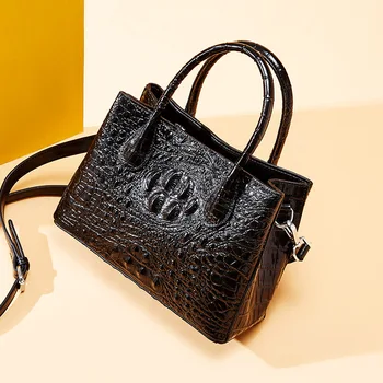 

Autumn and winter 2019 new leather alligator mother bag handbag European and American wind cowhide embossed middle - aged