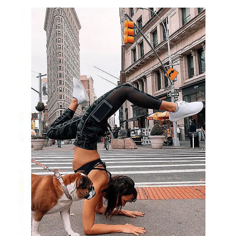 

Europe And America Hot Sales Camouflage Gauze Joint Yoga Pants Sports Pants Fitness Pants Sexy Buttocks WOMEN'S Leggings