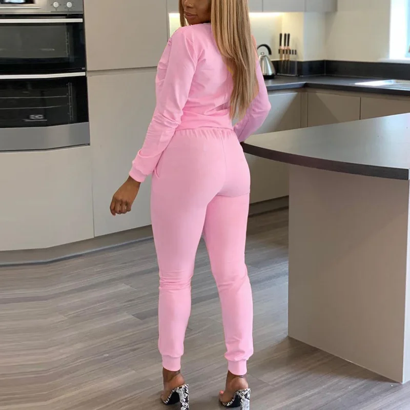 Женский спортивный костюм из 2 предметов с забавным принтом; пуловер с длинными рукавами; топы и спортивные штаны; сезон осень-зима; рваная одежда Спортивная
