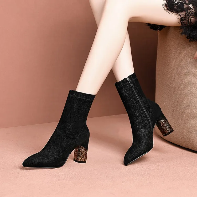 MLJUESE/женские ботинки до середины икры Бархатные на молнии золотого цвета с острым