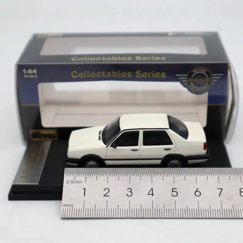 1:64 Automint для V ~ 1W Jetta GT литье под давлением Металл Ограниченная серия белые игрушки|