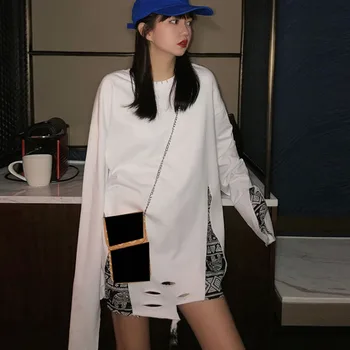 

Loose Harajuku Style Hole Patchwork Full Sleeve Loose Hem Women Sense of Design T Shirt 2020 Spring Summer Hip-hop Top DMY3889
