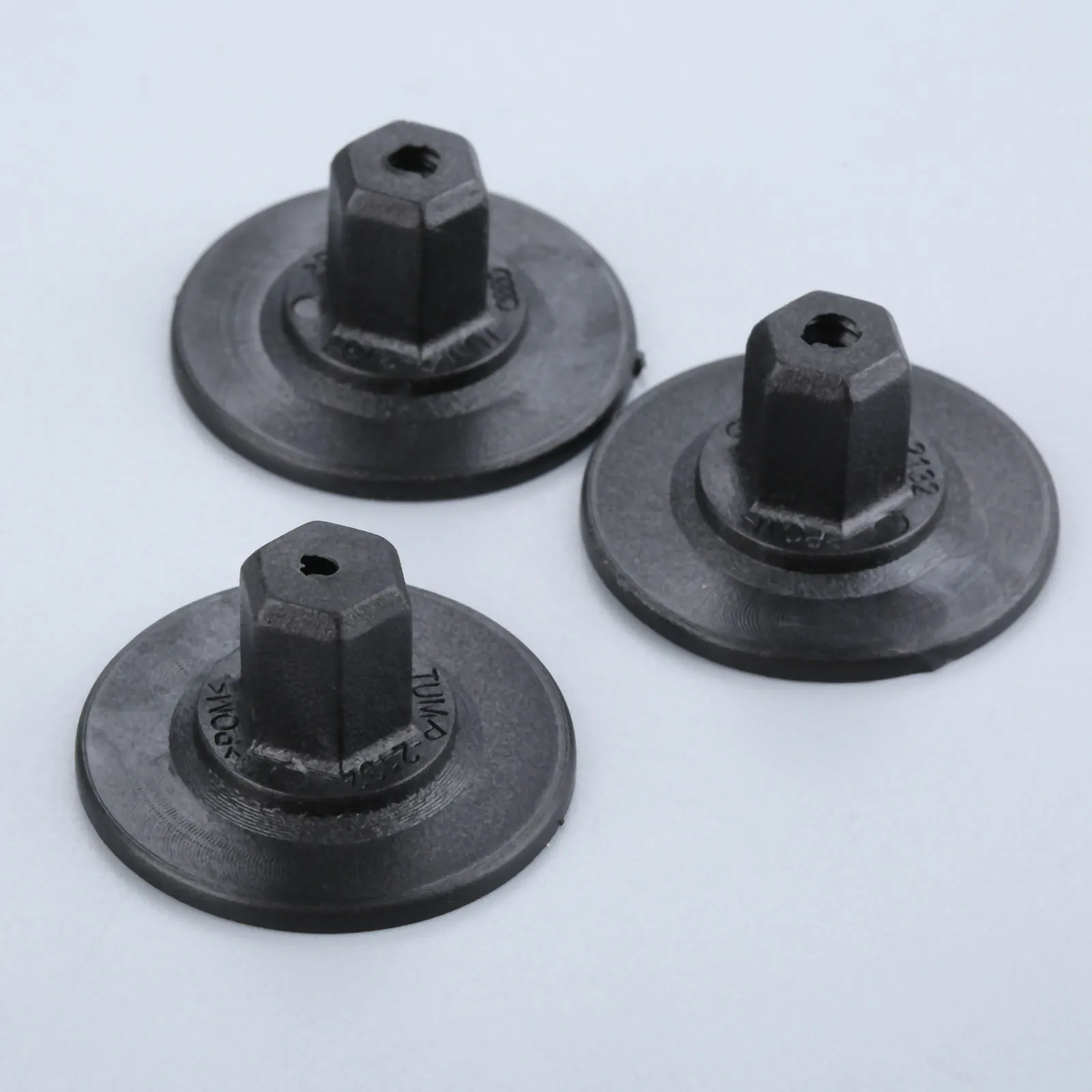 Car Accessories 20pcs Auto Self Tapping Screws Seat Nut Cap For Audi Self Tapping Screw Holder Cushion Fastener Plastic Car Rivets