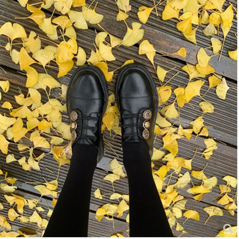 Designer Metal medal oxfords woman flats derby round toe thick heels loafers brogue elastic band small leather shoes women