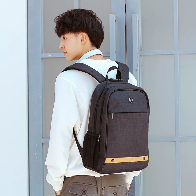 Рюкзак Goloen Wolf splaashproof для ноутбука 18 дюймов вместительный школьный рюкзак