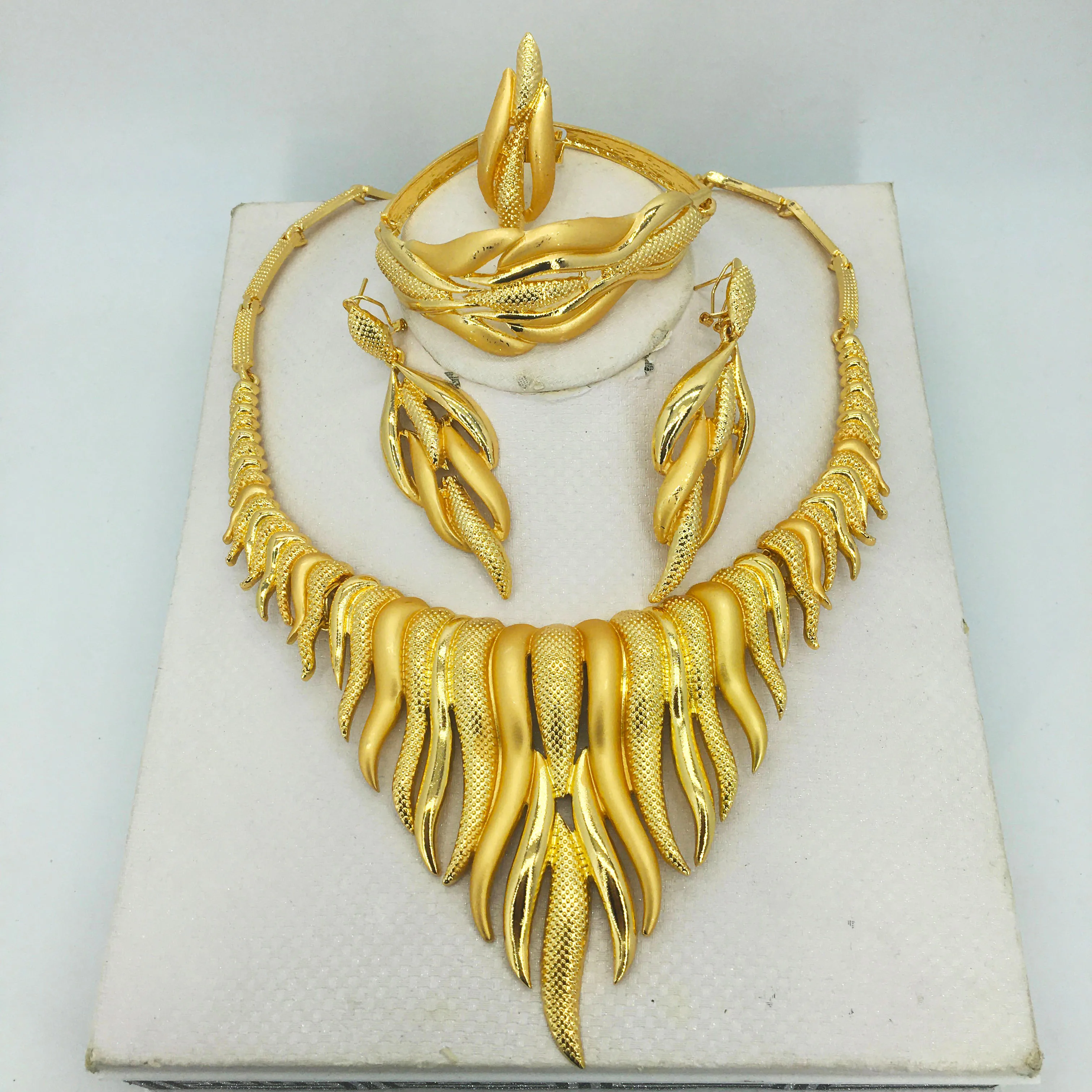 Свадебный подарок нигерийские Свадебные африканские бусины комплект ювелирных