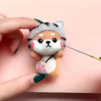 

1Pcs Wool Felt Poked Felt Craft DIY Poked Set Handcraft Kit for Needle Material Bag Non Finished
