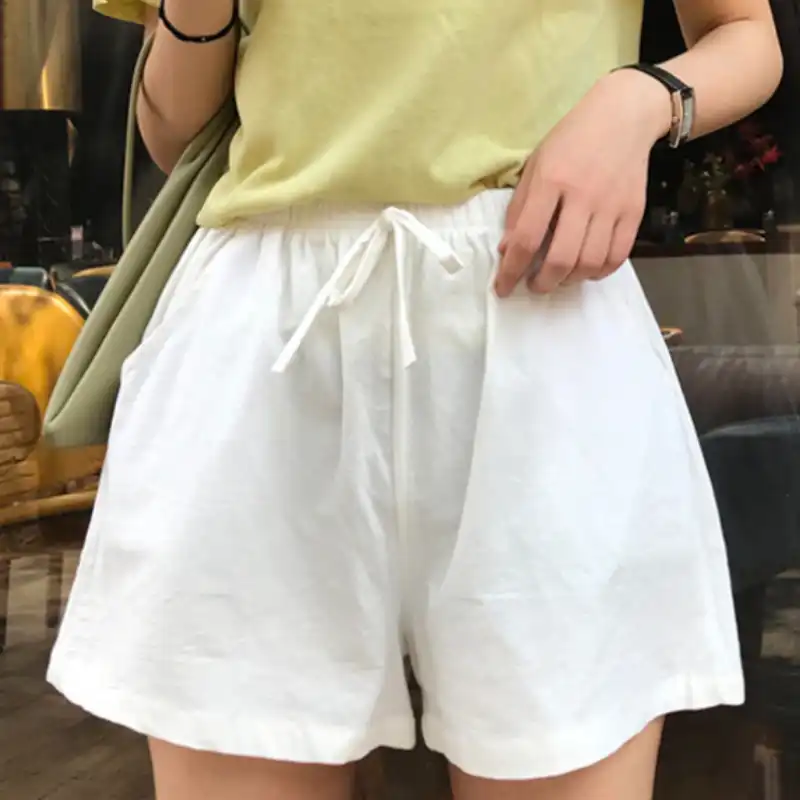 women's elastic waist shorts with pockets