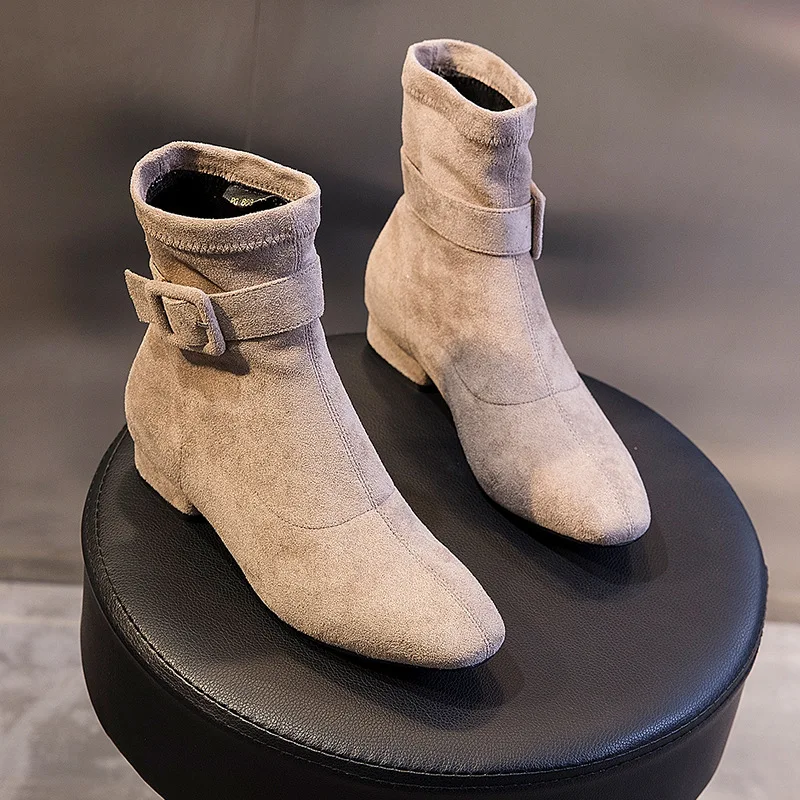 

Martin boots female 2019 new autumn winter fashion wild boot Women boots thick with the tube solid color boots