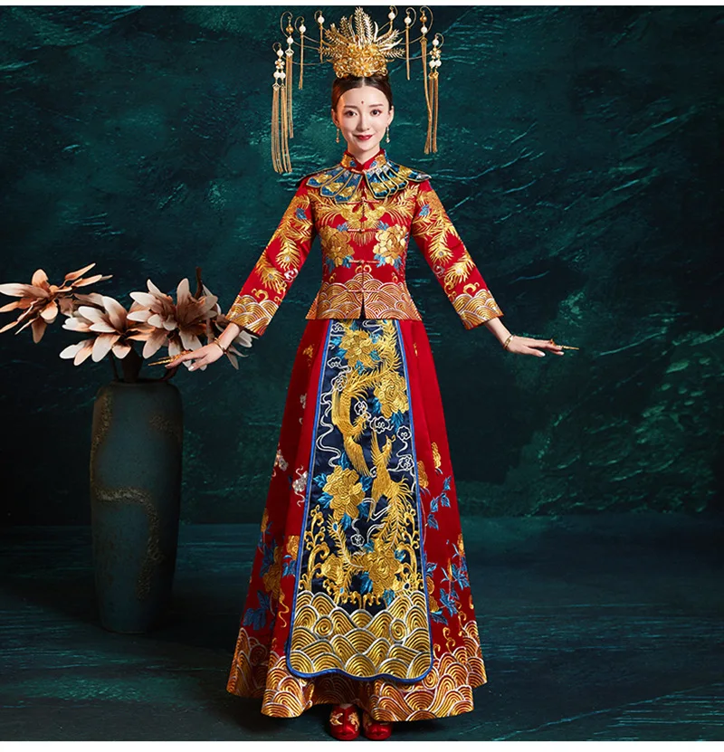 

Chinese Traditional Wedding Dress Cheongsam Long Qipao Red Embroidery Oriental Style Dresses China Clothing Store Vestido Chino