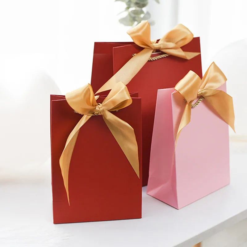 White Kraft Paper Bag Wedding Party Gift Bag With Bow Ribbon Tie Handle