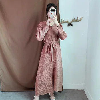 

Plus Size Dress Long Sleeves 2019 Autumn New V-Neck Fashion Solid Color Elastic Miyake Pleated Slim Lace-up Casual Dress Long