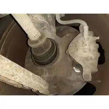 

STEERING KNUCKLE FRONT LEFT LAND ROVER FREELANDER