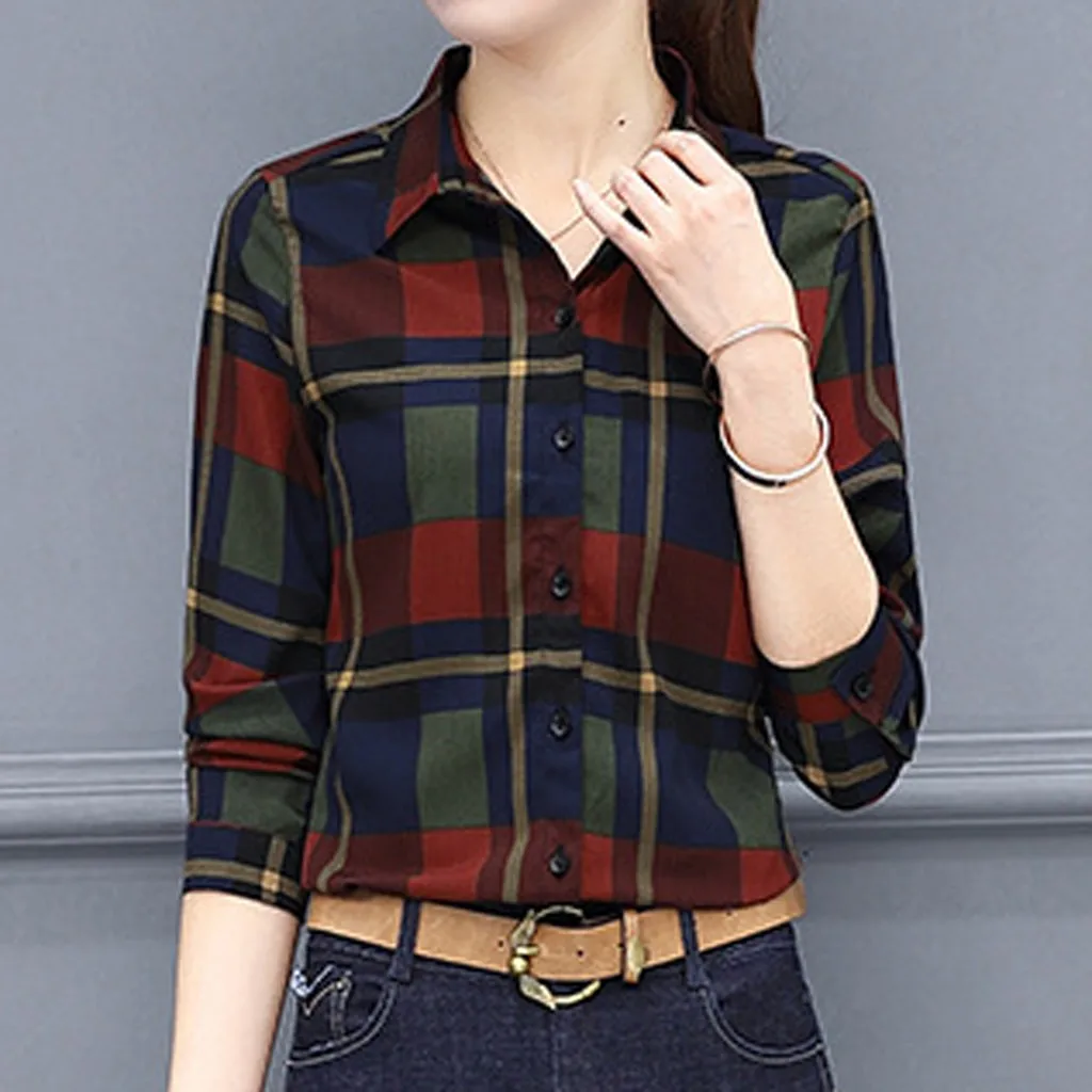 Женская блузка с длинными рукавами и отложным воротником в клетку деловая