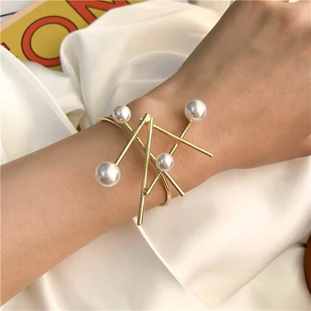 

Woogge Trendy Abstract Exaggeration Gold Color Metal Opening Bracelet For Women Imitation Pearl Geometric Bangle Party Jewelry