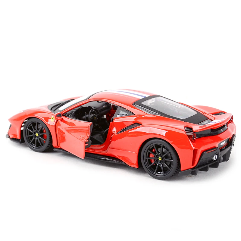 【稀少】1:24 スケール フェラーリ488 ランボルギーニ  合金高級車両 Bburago 1:24 フェラーリ 488 gtbスポーツカー静的ダイキャスト