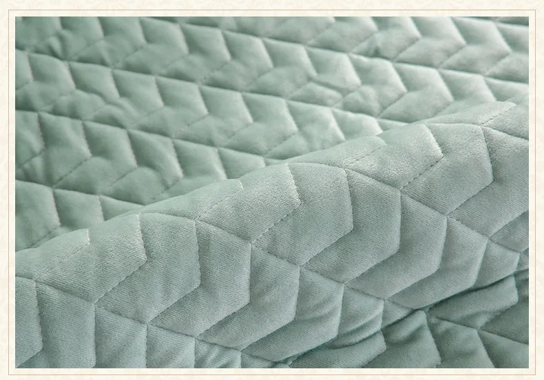 4696454342_1364846684