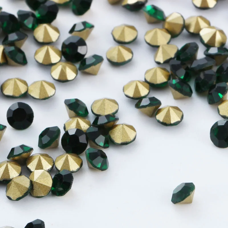 Emerald Ss39, ss40 30 цветов блестящие стразы Кристал острый задник шитье стразами или ткань DIY Украшение Кристалл Алмаз камешки для украшения ногтей - Цвет: Emerald