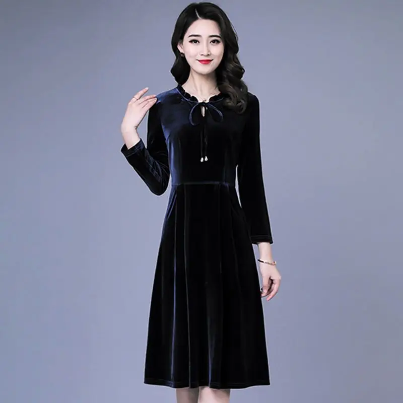 

Gold velvet dress 2020 new autumn retro temperament women's long-sleeved plus size pleated base Office Lady