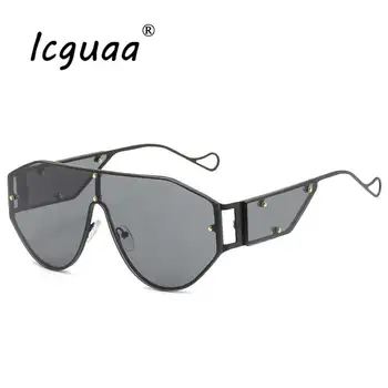 

2020 Futuristic Oversize Shield Visor Sunglasses Square Sunglasses Women Mirror Shades Glasses Metal Rivet Trend Unique Eyewear