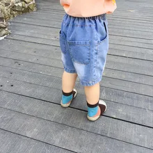 Г., летние детские джинсовые шорты до колена детские джинсовые шорты свободного кроя в Корейском стиле для мальчиков и девочек маленькие шорты
