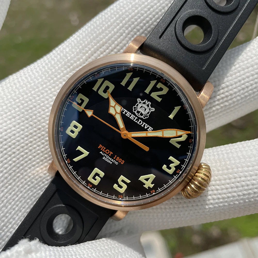 

STEELDIVE Diving Automatic Mechanical Men's Watch Calendar Luminous Pilot Men Watch Luxury Japan NH35 Sapphire Rubber Clock