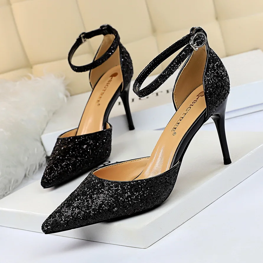 Wholesale Wedding Shoes | Pointed Toe Low Heels | De Blossom Footwear –  BLOSSOM FOOTWEAR