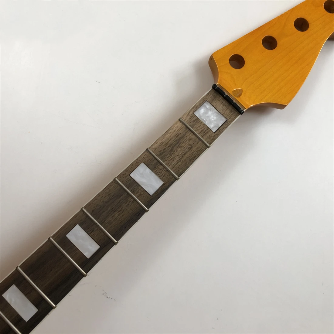 4 String Electric guitar bass neck 20fret 34inch maple rosewood fingerboard yellow gloss 4 String Electric guitar bass neck 20fret 34inch maple rosewood fingerboard yellow gloss