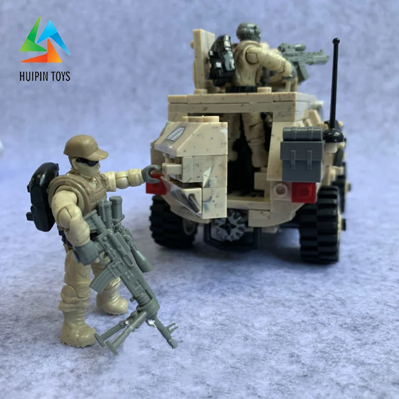 Дешево 451 шт. XINGBAO строительные блоки легое техника XB 06024 Военная серия VBL колесный бронированный автомобиль модель детских игрушек Кирпичи 4PX
