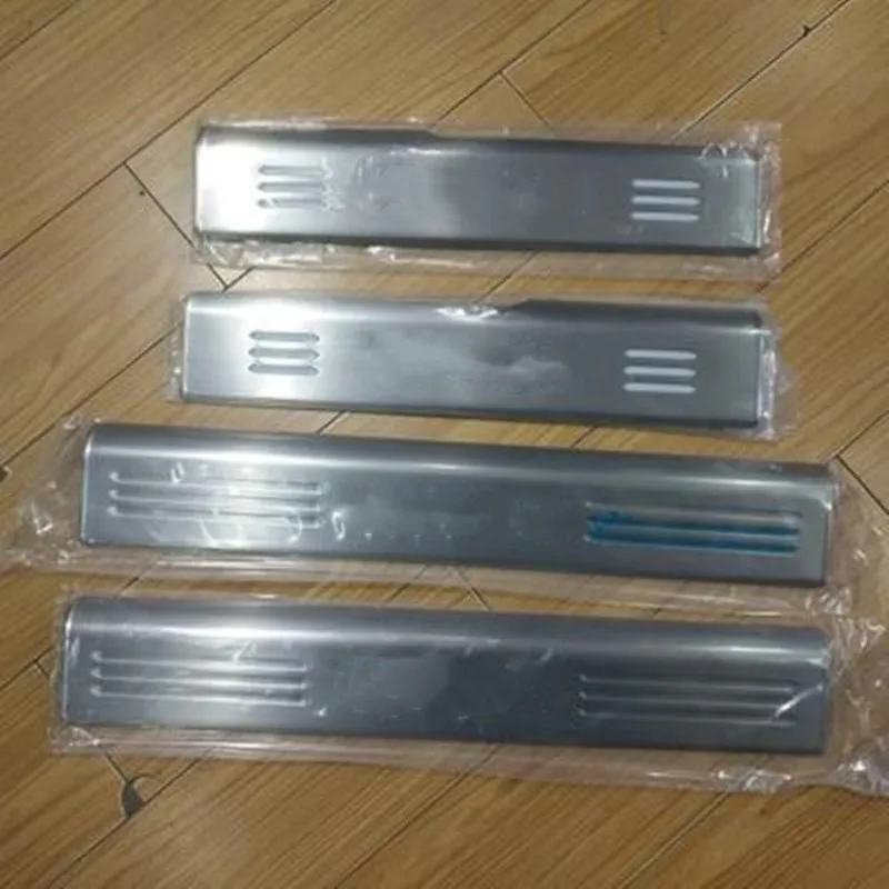 Накладка на порог из нержавеющей стали для Volkswagen Touran 2004 2005 2006 2007 2008 2009 2010 2011 2013