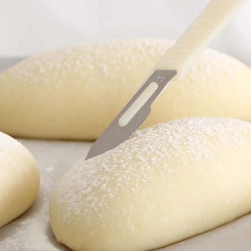 

1PC Baguette Arc Curved Bread Slicing Knife Practical European Bread Knife Cutting Tools Pastry Cutter With Carbon Steel Blade