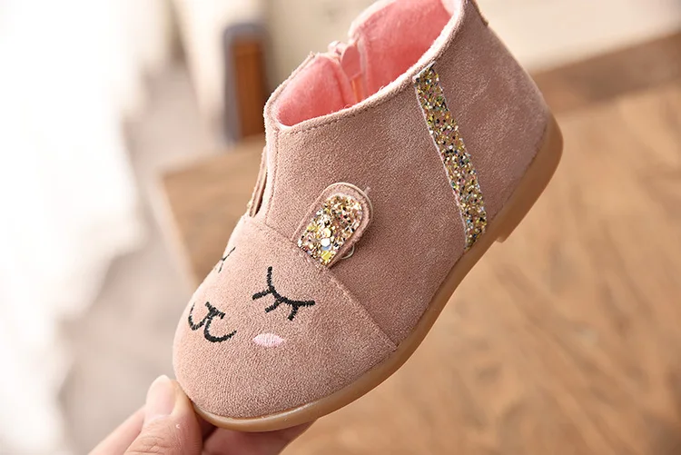 HTB1OgVWdjfguuRjSszcq6zb7FXaa