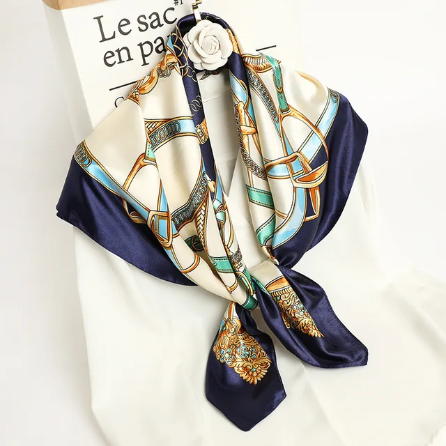 Fazzoletti Sciarpa di seta per capelli 90 * 90 cm Stampa Raso Grandi sciarpe quadrate di seta Scialli per le donne Designer di marca di lusso Fascia Hijab 5