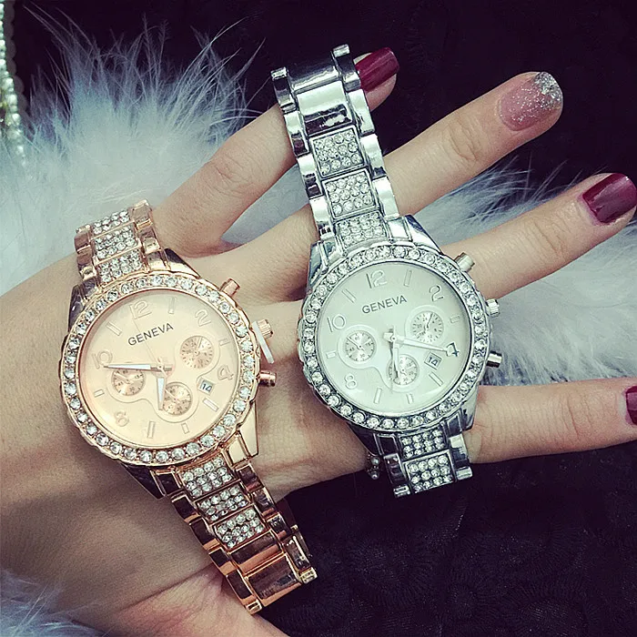 

Hot Sales Steel Belt Three-Eyed Six-pin with Calendar Diamond Set Men's Women's Business Quartz Steel Watch