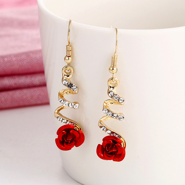 Rose Petal Drop Earrings for Women Crystal Rhinestone Flower Long Tassel Dangle Earrings Female Wedding Party Jewelry Gi