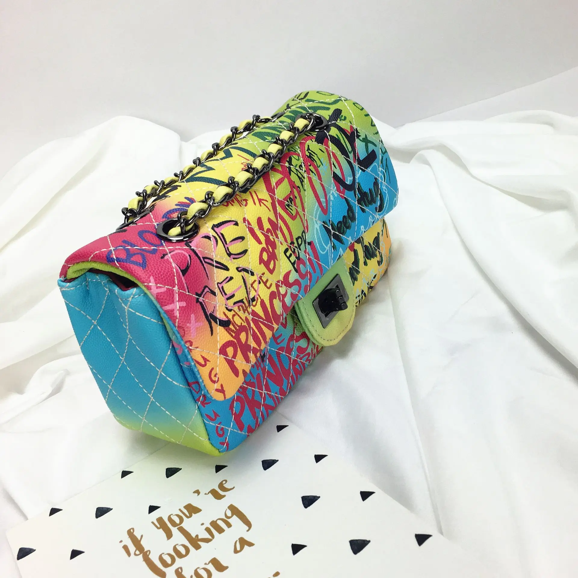 Женская поясная сумка с граффити, роскошная кожаная сумка на пояс, дизайнерская мини сумка через плечо для женщин, с клапаном, поясная сумка