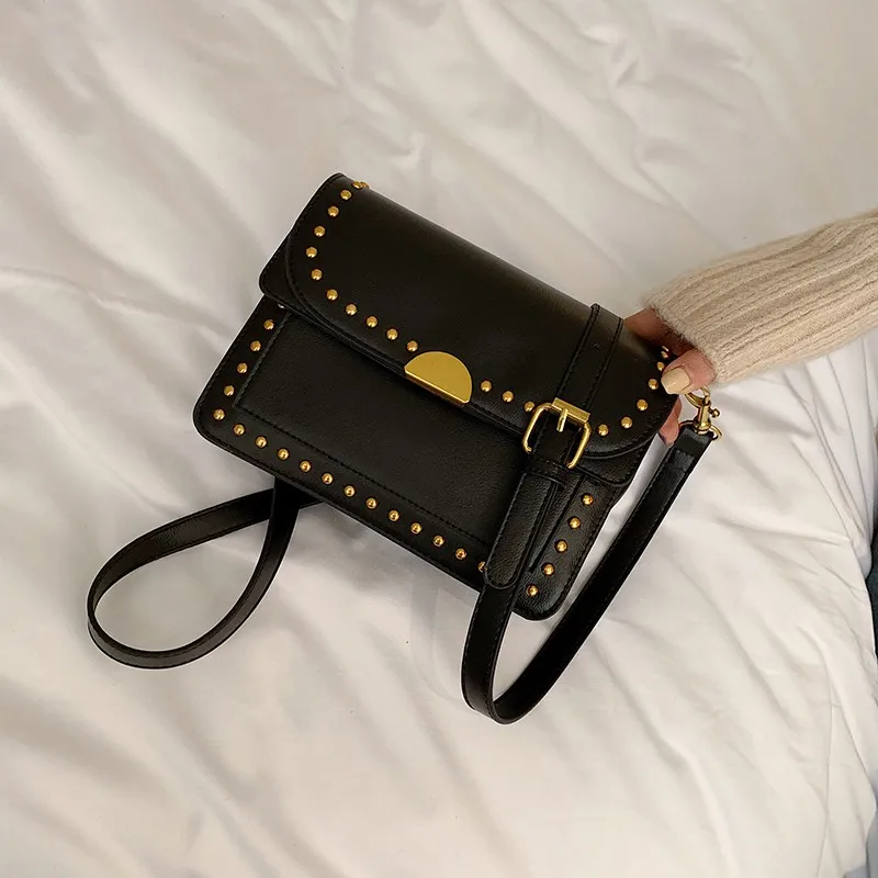 

Quality Leather Small Shoulder Messenger Bags for Women 2020 Metal Rivet Lock Crossbody Bag Female Travel Mini Bags Louis Brand